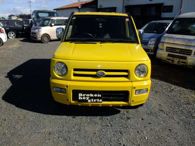 2002 Daihatsu Naked – thumbnail 2
