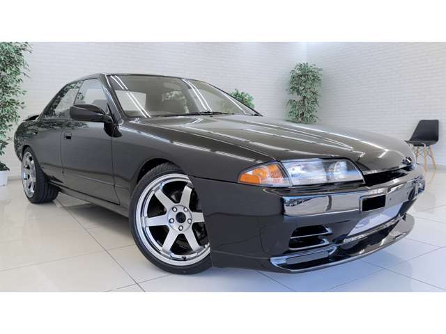 1990 Nissan Skyline – thumbnail 2
