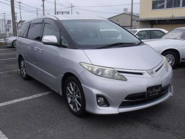 2009 Toyota Estima – thumbnail 3