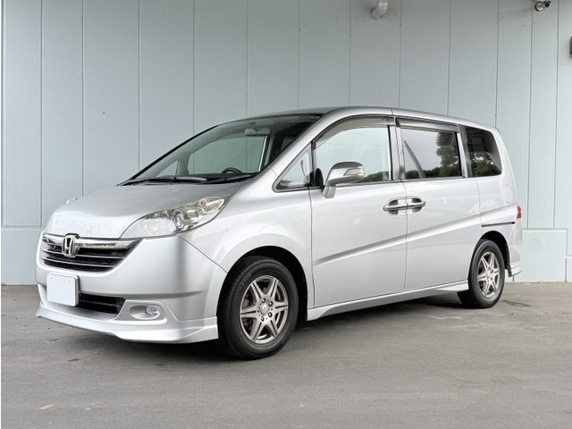 2006 Honda Stepwgn – thumbnail 3