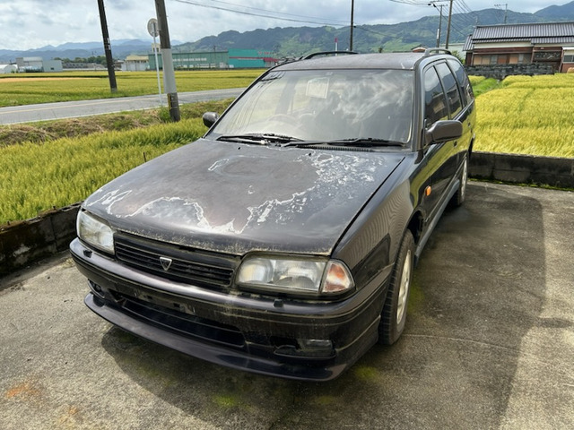 1991 Nissan Avenir