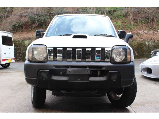 2010 Suzuki Jimny – thumbnail 4