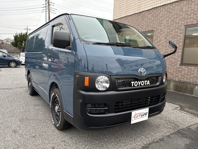 2006 Toyota Hiace