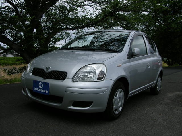 2003 Toyota Vitz