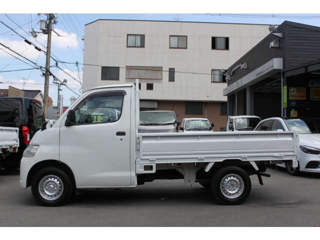 2008 Toyota TownAce Track – thumbnail 3