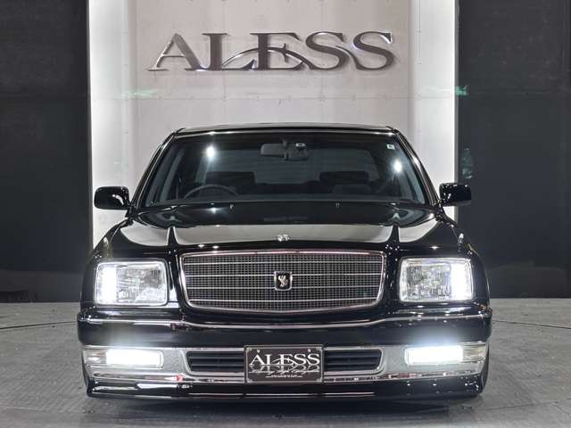 2006 Toyota Century – thumbnail 2
