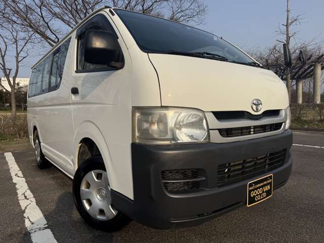 2007 Toyota Hiace – thumbnail 3