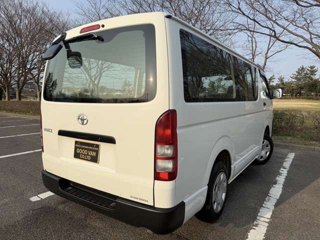 2007 Toyota Hiace – thumbnail 4