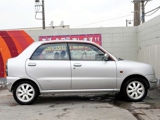 2000 Daihatsu Opti – thumbnail 4
