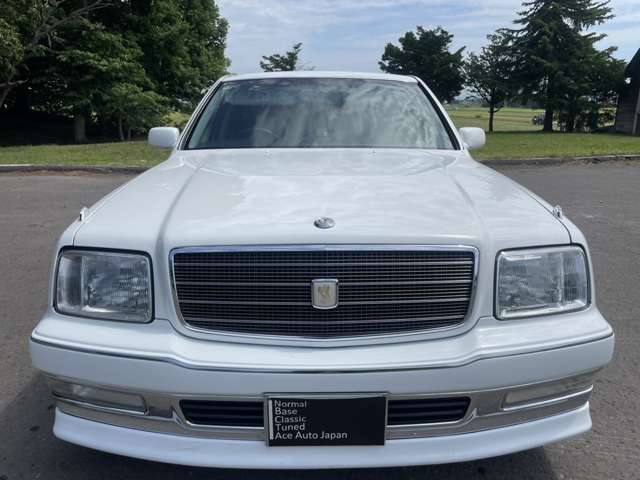 1997 Toyota Century – thumbnail 2