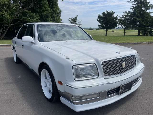 1997 Toyota Century – thumbnail 3
