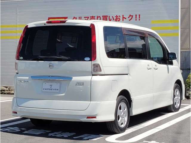 2007 Nissan Serena – thumbnail 2