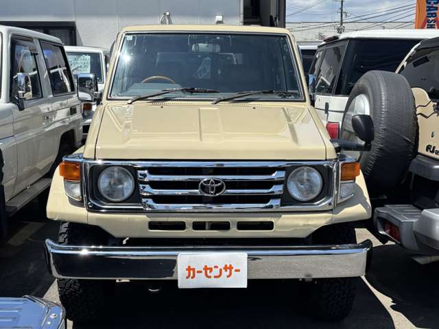 2003 Toyota Land Cruiser 70 – thumbnail 4