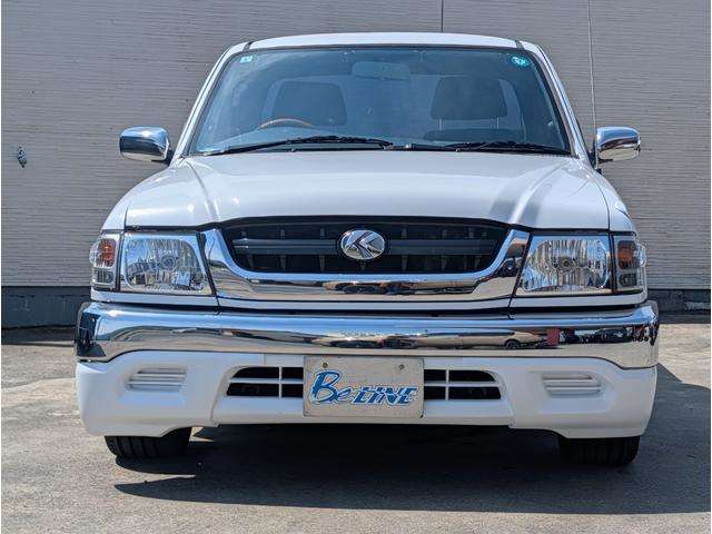 2002 Toyota Hilux – thumbnail 2