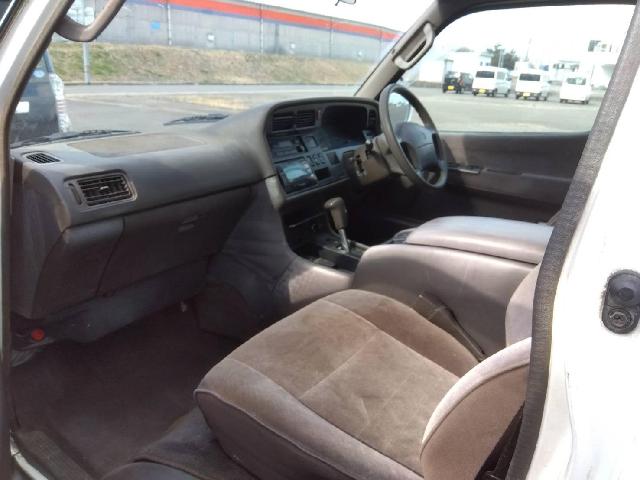 1997 Toyota Hiace – thumbnail 3