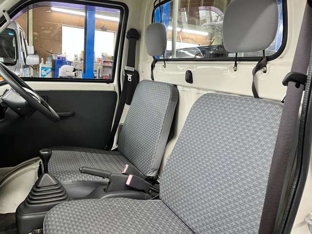 2010 Daihatsu Hijet Truck – thumbnail 2