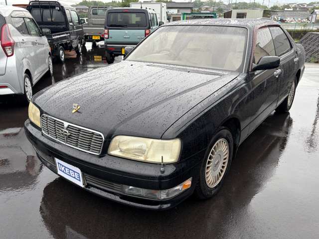 1995 Nissan Gloria – thumbnail 2