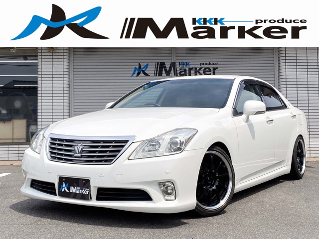 2010 Toyota Crown Royal