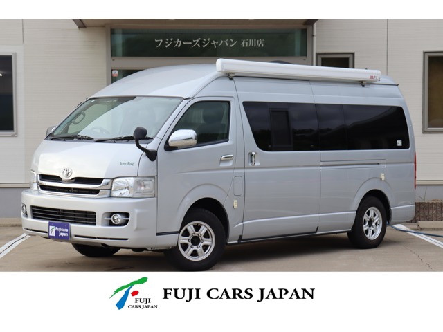2009 Toyota Hiace