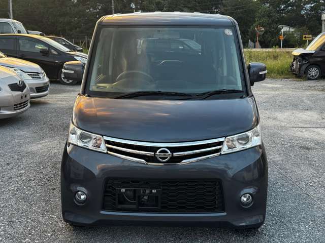 2010 Nissan Roox – thumbnail 2