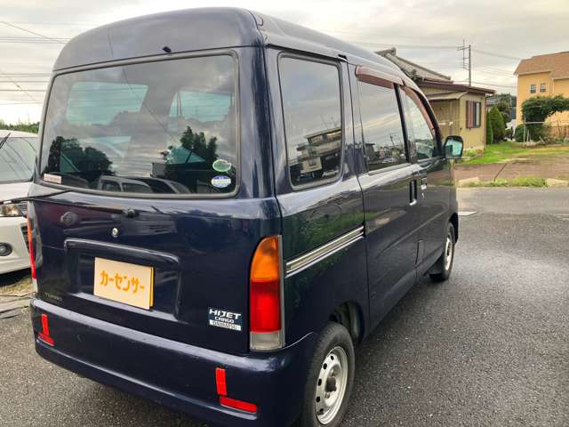 2004 Daihatsu Hijet Cargo – thumbnail 4
