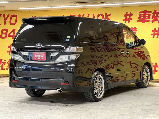 2008 Toyota Vellfire – thumbnail 4