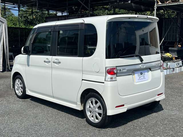 2008 Daihatsu Tanto – thumbnail 3