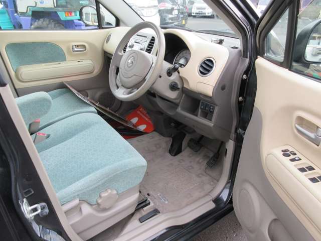 2009 Nissan Moco – thumbnail 3