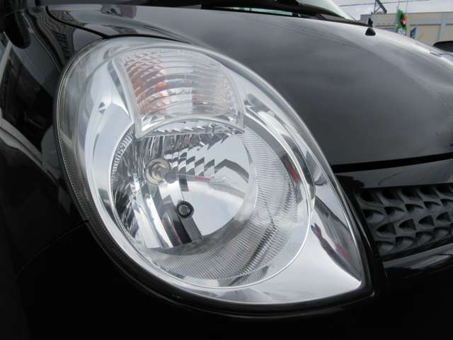 2009 Nissan Moco – thumbnail 4