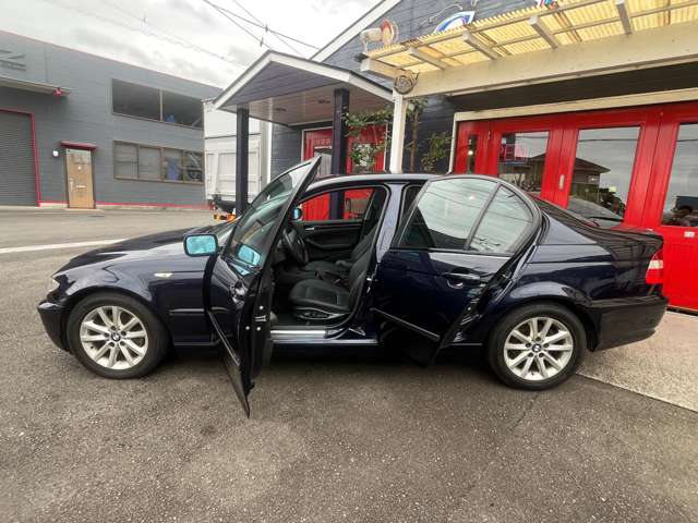 2005 BMW 3 Series – thumbnail 4