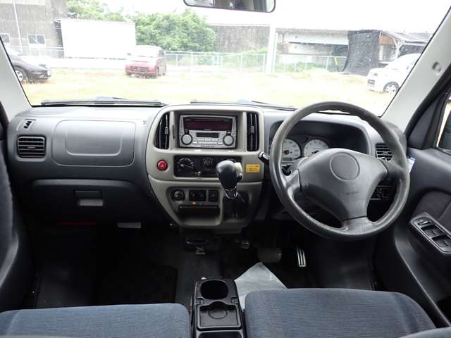 2002 Suzuki Every Landy – thumbnail 4