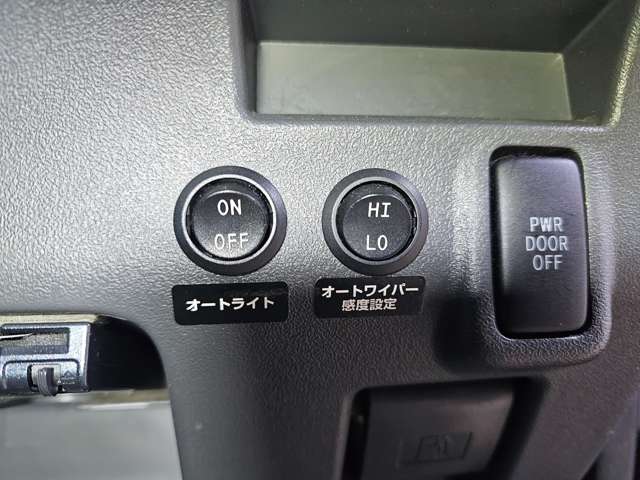 2008 Daihatsu Tanto – thumbnail 2