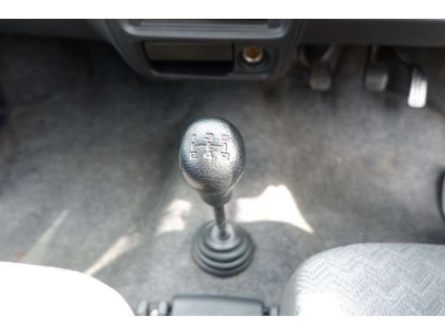 2001 Suzuki Alto – thumbnail 3