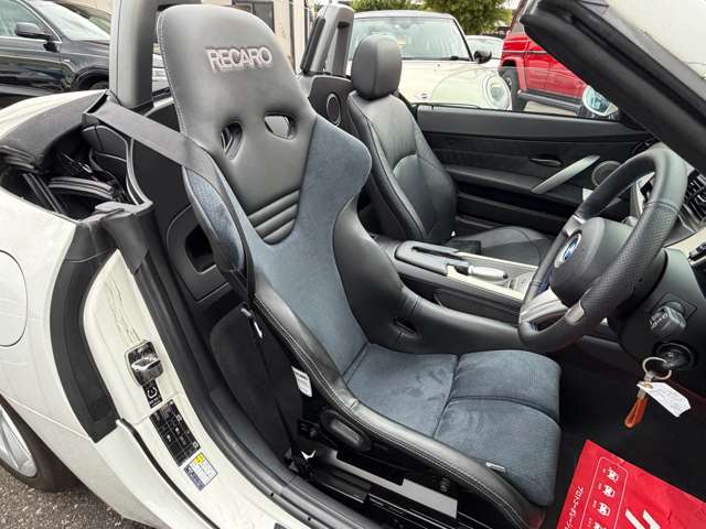 2004 BMW Z4 – thumbnail 3