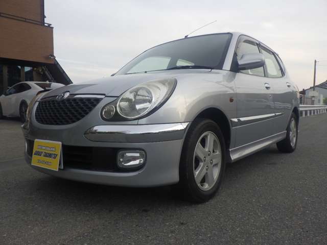 2004 Toyota Duet – thumbnail 3