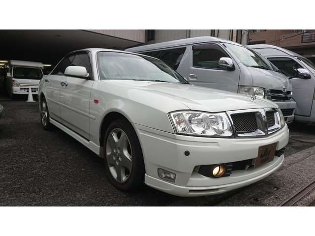1999 Nissan Gloria – thumbnail 4