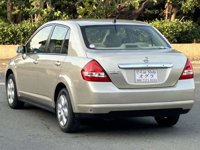 2009 Nissan Tiida Latio – thumbnail 3