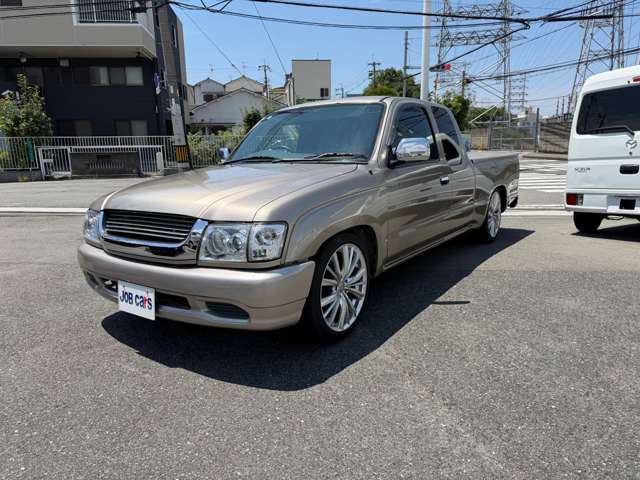 2003 Toyota Hilux – thumbnail 2