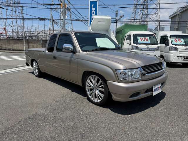 2003 Toyota Hilux – thumbnail 3