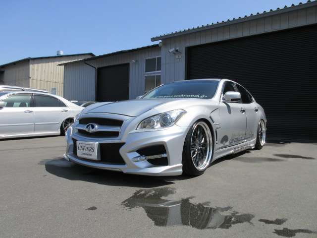 2010 Nissan Fuga – thumbnail 4