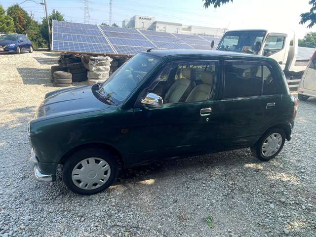 2004 Daihatsu Mira Gino – thumbnail 4
