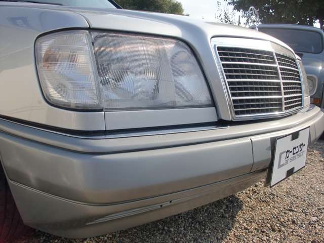 1995 Mercedes-Benz E-Class – thumbnail 4