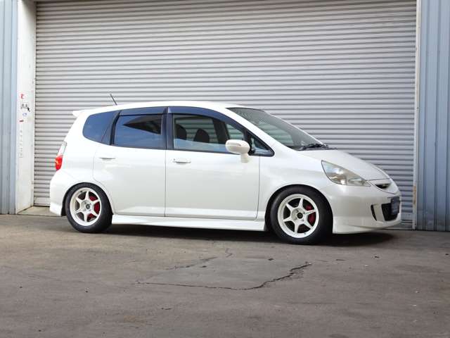 2004 Honda Fit – thumbnail 4