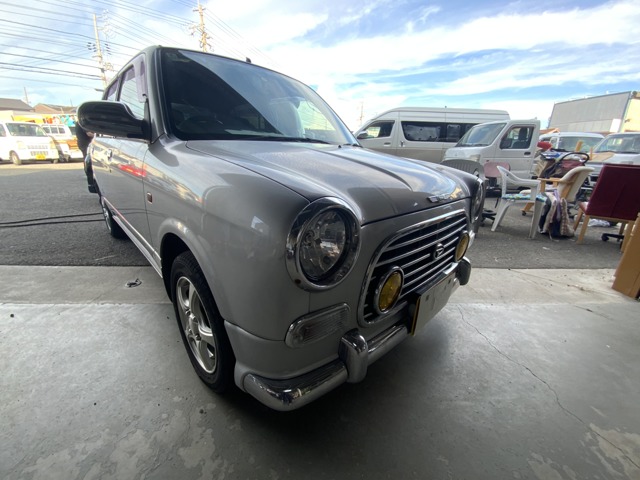2002 Daihatsu Mira Gino