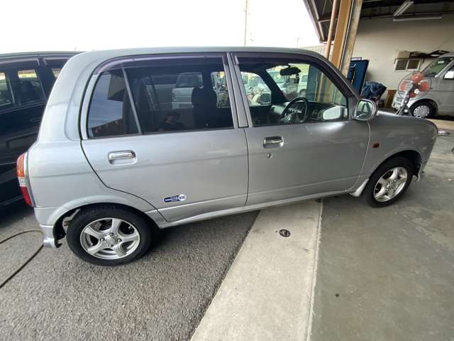 2002 Daihatsu Mira Gino – thumbnail 4