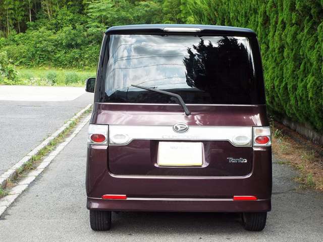2005 Daihatsu Tanto – thumbnail 3