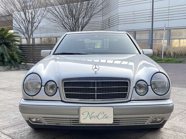 1998 Mercedes-Benz E-Class – thumbnail 4