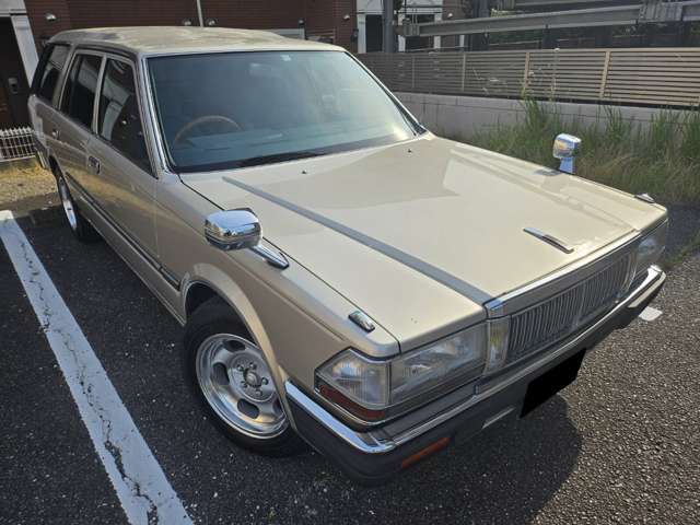 1997 Nissan Cedric Van – thumbnail 3