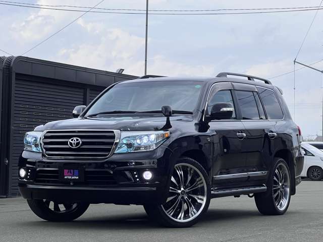 2007 Toyota Land Cruiser 200 – thumbnail 3
