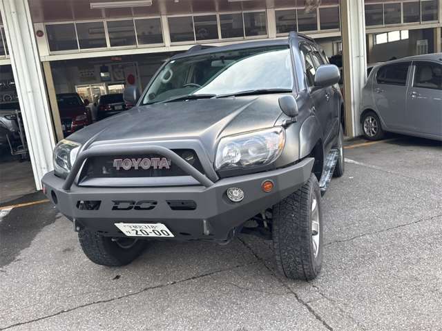 2003 Toyota Hilux Surf – thumbnail 3